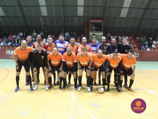 
<a style='margin-left: 5px;' class='btn btn-xs btn-social btn-facebook' href='https://www.facebook.com/sharer/sharer.php?u=https://ko-boladovale.web.getmuller.com.br/imgs/800-800-90/conteudo/fotos/1697/img7379.jpg' rel='popup' data-width='500' data-height='400'><i class='fa fa-facebook'></i>Compartilhar <span class='hidden-xs'>no Facebook</span>
</a> 
<a class='btn btn-default btn-xs' target='_blank' href='imgs/800-800-90/conteudo/fotos/1697/img7379.jpg'>
<span class='glyphicon glyphicon-cloud-download'></span> Salvar
</a> 
<span></span>