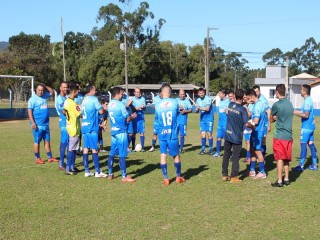 
<a style='margin-left: 5px;' class='btn btn-xs btn-social btn-facebook' href='https://www.facebook.com/sharer/sharer.php?u=https://ko-boladovale.web.getmuller.com.br/imgs/800-800-90/conteudo/fotos/1699/img6891.jpg' rel='popup' data-width='500' data-height='400'><i class='fa fa-facebook'></i>Compartilhar <span class='hidden-xs'>no Facebook</span>
</a> 
<a class='btn btn-default btn-xs' target='_blank' href='imgs/800-800-90/conteudo/fotos/1699/img6891.jpg'>
<span class='glyphicon glyphicon-cloud-download'></span> Salvar
</a> 
<span></span>