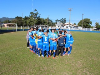 
<a style='margin-left: 5px;' class='btn btn-xs btn-social btn-facebook' href='https://www.facebook.com/sharer/sharer.php?u=https://ko-boladovale.web.getmuller.com.br/imgs/800-800-90/conteudo/fotos/1699/img6908.jpg' rel='popup' data-width='500' data-height='400'><i class='fa fa-facebook'></i>Compartilhar <span class='hidden-xs'>no Facebook</span>
</a> 
<a class='btn btn-default btn-xs' target='_blank' href='imgs/800-800-90/conteudo/fotos/1699/img6908.jpg'>
<span class='glyphicon glyphicon-cloud-download'></span> Salvar
</a> 
<span></span>