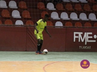 
<a style='margin-left: 5px;' class='btn btn-xs btn-social btn-facebook' href='https://www.facebook.com/sharer/sharer.php?u=https://ko-boladovale.web.getmuller.com.br/imgs/800-800-90/conteudo/fotos/1700/img0897.jpg' rel='popup' data-width='500' data-height='400'><i class='fa fa-facebook'></i>Compartilhar <span class='hidden-xs'>no Facebook</span>
</a> 
<a class='btn btn-default btn-xs' target='_blank' href='imgs/800-800-90/conteudo/fotos/1700/img0897.jpg'>
<span class='glyphicon glyphicon-cloud-download'></span> Salvar
</a> 
<span></span>