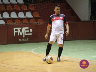 
<a style='margin-left: 5px;' class='btn btn-xs btn-social btn-facebook' href='https://www.facebook.com/sharer/sharer.php?u=https://ko-boladovale.web.getmuller.com.br/imgs/800-800-90/conteudo/fotos/1703/img1460.jpg' rel='popup' data-width='500' data-height='400'><i class='fa fa-facebook'></i>Compartilhar <span class='hidden-xs'>no Facebook</span>
</a> 
<a class='btn btn-default btn-xs' target='_blank' href='imgs/800-800-90/conteudo/fotos/1703/img1460.jpg'>
<span class='glyphicon glyphicon-cloud-download'></span> Salvar
</a> 
<span></span>