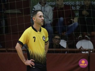 
<a style='margin-left: 5px;' class='btn btn-xs btn-social btn-facebook' href='https://www.facebook.com/sharer/sharer.php?u=https://ko-boladovale.web.getmuller.com.br/imgs/800-800-90/conteudo/fotos/1705/img1730.jpg' rel='popup' data-width='500' data-height='400'><i class='fa fa-facebook'></i>Compartilhar <span class='hidden-xs'>no Facebook</span>
</a> 
<a class='btn btn-default btn-xs' target='_blank' href='imgs/800-800-90/conteudo/fotos/1705/img1730.jpg'>
<span class='glyphicon glyphicon-cloud-download'></span> Salvar
</a> 
<span></span>