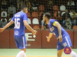 
<a style='margin-left: 5px;' class='btn btn-xs btn-social btn-facebook' href='https://www.facebook.com/sharer/sharer.php?u=https://ko-boladovale.web.getmuller.com.br/imgs/800-800-90/conteudo/fotos/1705/img1745.jpg' rel='popup' data-width='500' data-height='400'><i class='fa fa-facebook'></i>Compartilhar <span class='hidden-xs'>no Facebook</span>
</a> 
<a class='btn btn-default btn-xs' target='_blank' href='imgs/800-800-90/conteudo/fotos/1705/img1745.jpg'>
<span class='glyphicon glyphicon-cloud-download'></span> Salvar
</a> 
<span></span>