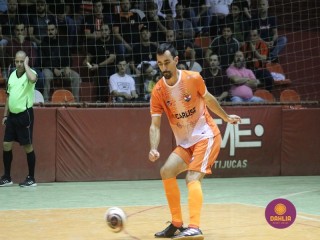 
<a style='margin-left: 5px;' class='btn btn-xs btn-social btn-facebook' href='https://www.facebook.com/sharer/sharer.php?u=https://ko-boladovale.web.getmuller.com.br/imgs/800-800-90/conteudo/fotos/1710/img2324.jpg' rel='popup' data-width='500' data-height='400'><i class='fa fa-facebook'></i>Compartilhar <span class='hidden-xs'>no Facebook</span>
</a> 
<a class='btn btn-default btn-xs' target='_blank' href='imgs/800-800-90/conteudo/fotos/1710/img2324.jpg'>
<span class='glyphicon glyphicon-cloud-download'></span> Salvar
</a> 
<span></span>