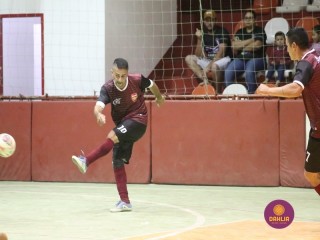 
<a style='margin-left: 5px;' class='btn btn-xs btn-social btn-facebook' href='https://www.facebook.com/sharer/sharer.php?u=https://ko-boladovale.web.getmuller.com.br/imgs/800-800-90/conteudo/fotos/1715/img2792.jpg' rel='popup' data-width='500' data-height='400'><i class='fa fa-facebook'></i>Compartilhar <span class='hidden-xs'>no Facebook</span>
</a> 
<a class='btn btn-default btn-xs' target='_blank' href='imgs/800-800-90/conteudo/fotos/1715/img2792.jpg'>
<span class='glyphicon glyphicon-cloud-download'></span> Salvar
</a> 
<span></span>