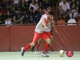 
<a style='margin-left: 5px;' class='btn btn-xs btn-social btn-facebook' href='https://www.facebook.com/sharer/sharer.php?u=https://ko-boladovale.web.getmuller.com.br/imgs/800-800-90/conteudo/fotos/1715/img2804.jpg' rel='popup' data-width='500' data-height='400'><i class='fa fa-facebook'></i>Compartilhar <span class='hidden-xs'>no Facebook</span>
</a> 
<a class='btn btn-default btn-xs' target='_blank' href='imgs/800-800-90/conteudo/fotos/1715/img2804.jpg'>
<span class='glyphicon glyphicon-cloud-download'></span> Salvar
</a> 
<span></span>