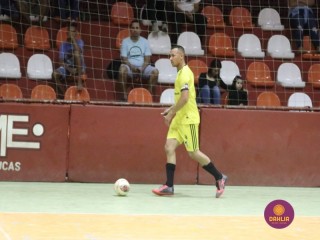 
<a style='margin-left: 5px;' class='btn btn-xs btn-social btn-facebook' href='https://www.facebook.com/sharer/sharer.php?u=https://ko-boladovale.web.getmuller.com.br/imgs/800-800-90/conteudo/fotos/1717/img2894.jpg' rel='popup' data-width='500' data-height='400'><i class='fa fa-facebook'></i>Compartilhar <span class='hidden-xs'>no Facebook</span>
</a> 
<a class='btn btn-default btn-xs' target='_blank' href='imgs/800-800-90/conteudo/fotos/1717/img2894.jpg'>
<span class='glyphicon glyphicon-cloud-download'></span> Salvar
</a> 
<span></span>