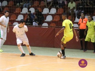 
<a style='margin-left: 5px;' class='btn btn-xs btn-social btn-facebook' href='https://www.facebook.com/sharer/sharer.php?u=https://ko-boladovale.web.getmuller.com.br/imgs/800-800-90/conteudo/fotos/1717/img2901.jpg' rel='popup' data-width='500' data-height='400'><i class='fa fa-facebook'></i>Compartilhar <span class='hidden-xs'>no Facebook</span>
</a> 
<a class='btn btn-default btn-xs' target='_blank' href='imgs/800-800-90/conteudo/fotos/1717/img2901.jpg'>
<span class='glyphicon glyphicon-cloud-download'></span> Salvar
</a> 
<span></span>