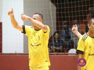 
<a style='margin-left: 5px;' class='btn btn-xs btn-social btn-facebook' href='https://www.facebook.com/sharer/sharer.php?u=https://ko-boladovale.web.getmuller.com.br/imgs/800-800-90/conteudo/fotos/1717/img2908.jpg' rel='popup' data-width='500' data-height='400'><i class='fa fa-facebook'></i>Compartilhar <span class='hidden-xs'>no Facebook</span>
</a> 
<a class='btn btn-default btn-xs' target='_blank' href='imgs/800-800-90/conteudo/fotos/1717/img2908.jpg'>
<span class='glyphicon glyphicon-cloud-download'></span> Salvar
</a> 
<span></span>