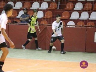 
<a style='margin-left: 5px;' class='btn btn-xs btn-social btn-facebook' href='https://www.facebook.com/sharer/sharer.php?u=https://ko-boladovale.web.getmuller.com.br/imgs/800-800-90/conteudo/fotos/1718/img2930.jpg' rel='popup' data-width='500' data-height='400'><i class='fa fa-facebook'></i>Compartilhar <span class='hidden-xs'>no Facebook</span>
</a> 
<a class='btn btn-default btn-xs' target='_blank' href='imgs/800-800-90/conteudo/fotos/1718/img2930.jpg'>
<span class='glyphicon glyphicon-cloud-download'></span> Salvar
</a> 
<span></span>