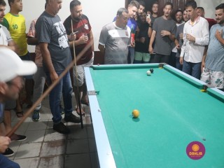 
<a style='margin-left: 5px;' class='btn btn-xs btn-social btn-facebook' href='https://www.facebook.com/sharer/sharer.php?u=https://ko-boladovale.web.getmuller.com.br/imgs/800-800-90/conteudo/fotos/1721/img2986.jpg' rel='popup' data-width='500' data-height='400'><i class='fa fa-facebook'></i>Compartilhar <span class='hidden-xs'>no Facebook</span>
</a> 
<a class='btn btn-default btn-xs' target='_blank' href='imgs/800-800-90/conteudo/fotos/1721/img2986.jpg'>
<span class='glyphicon glyphicon-cloud-download'></span> Salvar
</a> 
<span></span>