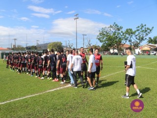 
<a style='margin-left: 5px;' class='btn btn-xs btn-social btn-facebook' href='https://www.facebook.com/sharer/sharer.php?u=https://ko-boladovale.web.getmuller.com.br/imgs/800-800-90/conteudo/fotos/1722/img3126.jpg' rel='popup' data-width='500' data-height='400'><i class='fa fa-facebook'></i>Compartilhar <span class='hidden-xs'>no Facebook</span>
</a> 
<a class='btn btn-default btn-xs' target='_blank' href='imgs/800-800-90/conteudo/fotos/1722/img3126.jpg'>
<span class='glyphicon glyphicon-cloud-download'></span> Salvar
</a> 
<span></span>