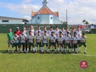 
<a style='margin-left: 5px;' class='btn btn-xs btn-social btn-facebook' href='https://www.facebook.com/sharer/sharer.php?u=https://ko-boladovale.web.getmuller.com.br/imgs/800-800-90/conteudo/fotos/1722/img3138.jpg' rel='popup' data-width='500' data-height='400'><i class='fa fa-facebook'></i>Compartilhar <span class='hidden-xs'>no Facebook</span>
</a> 
<a class='btn btn-default btn-xs' target='_blank' href='imgs/800-800-90/conteudo/fotos/1722/img3138.jpg'>
<span class='glyphicon glyphicon-cloud-download'></span> Salvar
</a> 
<span></span>