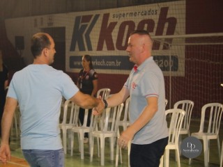 
<a style='margin-left: 5px;' class='btn btn-xs btn-social btn-facebook' href='https://www.facebook.com/sharer/sharer.php?u=https://ko-boladovale.web.getmuller.com.br/imgs/800-800-90/conteudo/fotos/1727/img7873.jpg' rel='popup' data-width='500' data-height='400'><i class='fa fa-facebook'></i>Compartilhar <span class='hidden-xs'>no Facebook</span>
</a> 
<a class='btn btn-default btn-xs' target='_blank' href='imgs/800-800-90/conteudo/fotos/1727/img7873.jpg'>
<span class='glyphicon glyphicon-cloud-download'></span> Salvar
</a> 
<span></span>