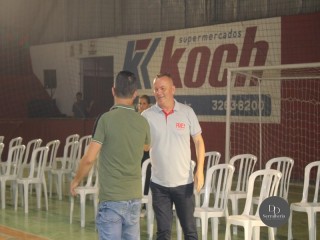 
<a style='margin-left: 5px;' class='btn btn-xs btn-social btn-facebook' href='https://www.facebook.com/sharer/sharer.php?u=https://ko-boladovale.web.getmuller.com.br/imgs/800-800-90/conteudo/fotos/1727/img7874.jpg' rel='popup' data-width='500' data-height='400'><i class='fa fa-facebook'></i>Compartilhar <span class='hidden-xs'>no Facebook</span>
</a> 
<a class='btn btn-default btn-xs' target='_blank' href='imgs/800-800-90/conteudo/fotos/1727/img7874.jpg'>
<span class='glyphicon glyphicon-cloud-download'></span> Salvar
</a> 
<span></span>