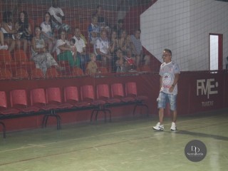 
<a style='margin-left: 5px;' class='btn btn-xs btn-social btn-facebook' href='https://www.facebook.com/sharer/sharer.php?u=https://ko-boladovale.web.getmuller.com.br/imgs/800-800-90/conteudo/fotos/1727/img7886.jpg' rel='popup' data-width='500' data-height='400'><i class='fa fa-facebook'></i>Compartilhar <span class='hidden-xs'>no Facebook</span>
</a> 
<a class='btn btn-default btn-xs' target='_blank' href='imgs/800-800-90/conteudo/fotos/1727/img7886.jpg'>
<span class='glyphicon glyphicon-cloud-download'></span> Salvar
</a> 
<span></span>