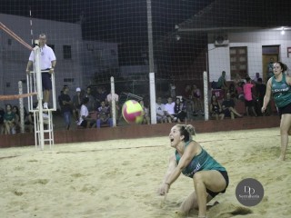 
<a style='margin-left: 5px;' class='btn btn-xs btn-social btn-facebook' href='https://www.facebook.com/sharer/sharer.php?u=https://ko-boladovale.web.getmuller.com.br/imgs/800-800-90/conteudo/fotos/1728/img8011.jpg' rel='popup' data-width='500' data-height='400'><i class='fa fa-facebook'></i>Compartilhar <span class='hidden-xs'>no Facebook</span>
</a> 
<a class='btn btn-default btn-xs' target='_blank' href='imgs/800-800-90/conteudo/fotos/1728/img8011.jpg'>
<span class='glyphicon glyphicon-cloud-download'></span> Salvar
</a> 
<span></span>