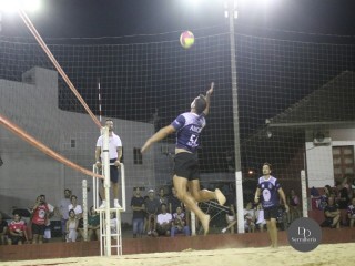 
<a style='margin-left: 5px;' class='btn btn-xs btn-social btn-facebook' href='https://www.facebook.com/sharer/sharer.php?u=https://ko-boladovale.web.getmuller.com.br/imgs/800-800-90/conteudo/fotos/1728/img8015.jpg' rel='popup' data-width='500' data-height='400'><i class='fa fa-facebook'></i>Compartilhar <span class='hidden-xs'>no Facebook</span>
</a> 
<a class='btn btn-default btn-xs' target='_blank' href='imgs/800-800-90/conteudo/fotos/1728/img8015.jpg'>
<span class='glyphicon glyphicon-cloud-download'></span> Salvar
</a> 
<span></span>