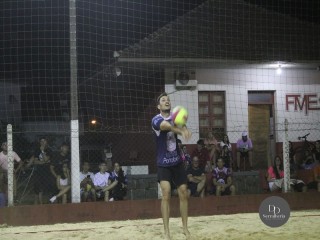 
<a style='margin-left: 5px;' class='btn btn-xs btn-social btn-facebook' href='https://www.facebook.com/sharer/sharer.php?u=https://ko-boladovale.web.getmuller.com.br/imgs/800-800-90/conteudo/fotos/1728/img8020.jpg' rel='popup' data-width='500' data-height='400'><i class='fa fa-facebook'></i>Compartilhar <span class='hidden-xs'>no Facebook</span>
</a> 
<a class='btn btn-default btn-xs' target='_blank' href='imgs/800-800-90/conteudo/fotos/1728/img8020.jpg'>
<span class='glyphicon glyphicon-cloud-download'></span> Salvar
</a> 
<span></span>