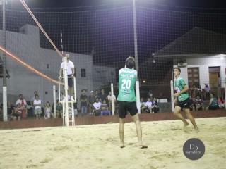 
<a style='margin-left: 5px;' class='btn btn-xs btn-social btn-facebook' href='https://www.facebook.com/sharer/sharer.php?u=https://ko-boladovale.web.getmuller.com.br/imgs/800-800-90/conteudo/fotos/1728/img8026.jpg' rel='popup' data-width='500' data-height='400'><i class='fa fa-facebook'></i>Compartilhar <span class='hidden-xs'>no Facebook</span>
</a> 
<a class='btn btn-default btn-xs' target='_blank' href='imgs/800-800-90/conteudo/fotos/1728/img8026.jpg'>
<span class='glyphicon glyphicon-cloud-download'></span> Salvar
</a> 
<span></span>