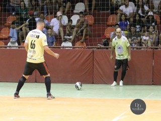 
<a style='margin-left: 5px;' class='btn btn-xs btn-social btn-facebook' href='https://www.facebook.com/sharer/sharer.php?u=https://ko-boladovale.web.getmuller.com.br/imgs/800-800-90/conteudo/fotos/1730/img8085.jpg' rel='popup' data-width='500' data-height='400'><i class='fa fa-facebook'></i>Compartilhar <span class='hidden-xs'>no Facebook</span>
</a> 
<a class='btn btn-default btn-xs' target='_blank' href='imgs/800-800-90/conteudo/fotos/1730/img8085.jpg'>
<span class='glyphicon glyphicon-cloud-download'></span> Salvar
</a> 
<span></span>