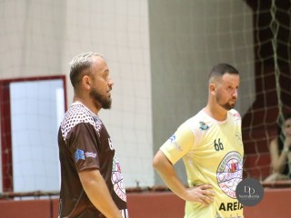 
<a style='margin-left: 5px;' class='btn btn-xs btn-social btn-facebook' href='https://www.facebook.com/sharer/sharer.php?u=https://ko-boladovale.web.getmuller.com.br/imgs/800-800-90/conteudo/fotos/1730/img8114.jpg' rel='popup' data-width='500' data-height='400'><i class='fa fa-facebook'></i>Compartilhar <span class='hidden-xs'>no Facebook</span>
</a> 
<a class='btn btn-default btn-xs' target='_blank' href='imgs/800-800-90/conteudo/fotos/1730/img8114.jpg'>
<span class='glyphicon glyphicon-cloud-download'></span> Salvar
</a> 
<span></span>