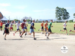 
<a style='margin-left: 5px;' class='btn btn-xs btn-social btn-facebook' href='https://www.facebook.com/sharer/sharer.php?u=https://ko-boladovale.web.getmuller.com.br/imgs/800-800-90/conteudo/fotos/1736/img8571.jpg' rel='popup' data-width='500' data-height='400'><i class='fa fa-facebook'></i>Compartilhar <span class='hidden-xs'>no Facebook</span>
</a> 
<a class='btn btn-default btn-xs' target='_blank' href='imgs/800-800-90/conteudo/fotos/1736/img8571.jpg'>
<span class='glyphicon glyphicon-cloud-download'></span> Salvar
</a> 
<span></span>