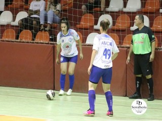 
<a style='margin-left: 5px;' class='btn btn-xs btn-social btn-facebook' href='https://www.facebook.com/sharer/sharer.php?u=https://ko-boladovale.web.getmuller.com.br/imgs/800-800-90/conteudo/fotos/1745/img9768.jpg' rel='popup' data-width='500' data-height='400'><i class='fa fa-facebook'></i>Compartilhar <span class='hidden-xs'>no Facebook</span>
</a> 
<a class='btn btn-default btn-xs' target='_blank' href='imgs/800-800-90/conteudo/fotos/1745/img9768.jpg'>
<span class='glyphicon glyphicon-cloud-download'></span> Salvar
</a> 
<span></span>