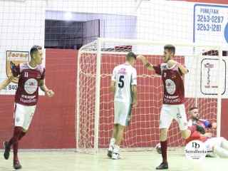 
<a style='margin-left: 5px;' class='btn btn-xs btn-social btn-facebook' href='https://www.facebook.com/sharer/sharer.php?u=https://ko-boladovale.web.getmuller.com.br/imgs/800-800-90/conteudo/fotos/1747/img0061.jpg' rel='popup' data-width='500' data-height='400'><i class='fa fa-facebook'></i>Compartilhar <span class='hidden-xs'>no Facebook</span>
</a> 
<a class='btn btn-default btn-xs' target='_blank' href='imgs/800-800-90/conteudo/fotos/1747/img0061.jpg'>
<span class='glyphicon glyphicon-cloud-download'></span> Salvar
</a> 
<span></span>