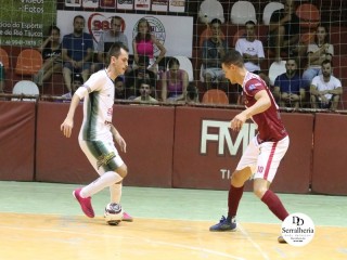 
<a style='margin-left: 5px;' class='btn btn-xs btn-social btn-facebook' href='https://www.facebook.com/sharer/sharer.php?u=https://ko-boladovale.web.getmuller.com.br/imgs/800-800-90/conteudo/fotos/1747/img0078.jpg' rel='popup' data-width='500' data-height='400'><i class='fa fa-facebook'></i>Compartilhar <span class='hidden-xs'>no Facebook</span>
</a> 
<a class='btn btn-default btn-xs' target='_blank' href='imgs/800-800-90/conteudo/fotos/1747/img0078.jpg'>
<span class='glyphicon glyphicon-cloud-download'></span> Salvar
</a> 
<span></span>