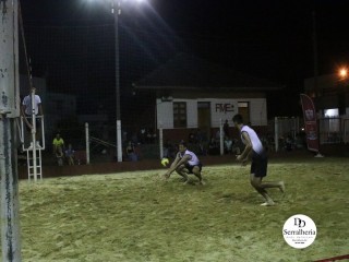 
<a style='margin-left: 5px;' class='btn btn-xs btn-social btn-facebook' href='https://www.facebook.com/sharer/sharer.php?u=https://ko-boladovale.web.getmuller.com.br/imgs/800-800-90/conteudo/fotos/1748/img0002.jpg' rel='popup' data-width='500' data-height='400'><i class='fa fa-facebook'></i>Compartilhar <span class='hidden-xs'>no Facebook</span>
</a> 
<a class='btn btn-default btn-xs' target='_blank' href='imgs/800-800-90/conteudo/fotos/1748/img0002.jpg'>
<span class='glyphicon glyphicon-cloud-download'></span> Salvar
</a> 
<span></span>