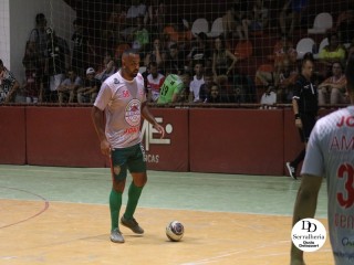 
<a style='margin-left: 5px;' class='btn btn-xs btn-social btn-facebook' href='https://www.facebook.com/sharer/sharer.php?u=https://ko-boladovale.web.getmuller.com.br/imgs/800-800-90/conteudo/fotos/1754/img0679.jpg' rel='popup' data-width='500' data-height='400'><i class='fa fa-facebook'></i>Compartilhar <span class='hidden-xs'>no Facebook</span>
</a> 
<a class='btn btn-default btn-xs' target='_blank' href='imgs/800-800-90/conteudo/fotos/1754/img0679.jpg'>
<span class='glyphicon glyphicon-cloud-download'></span> Salvar
</a> 
<span></span>