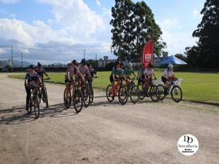 
<a style='margin-left: 5px;' class='btn btn-xs btn-social btn-facebook' href='https://www.facebook.com/sharer/sharer.php?u=https://ko-boladovale.web.getmuller.com.br/imgs/800-800-90/conteudo/fotos/1763/img1409.jpg' rel='popup' data-width='500' data-height='400'><i class='fa fa-facebook'></i>Compartilhar <span class='hidden-xs'>no Facebook</span>
</a> 
<a class='btn btn-default btn-xs' target='_blank' href='imgs/800-800-90/conteudo/fotos/1763/img1409.jpg'>
<span class='glyphicon glyphicon-cloud-download'></span> Salvar
</a> 
<span></span>