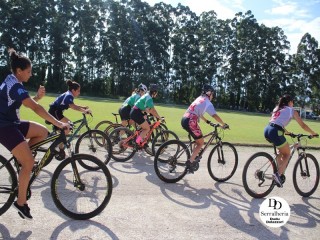 
<a style='margin-left: 5px;' class='btn btn-xs btn-social btn-facebook' href='https://www.facebook.com/sharer/sharer.php?u=https://ko-boladovale.web.getmuller.com.br/imgs/800-800-90/conteudo/fotos/1763/img1413.jpg' rel='popup' data-width='500' data-height='400'><i class='fa fa-facebook'></i>Compartilhar <span class='hidden-xs'>no Facebook</span>
</a> 
<a class='btn btn-default btn-xs' target='_blank' href='imgs/800-800-90/conteudo/fotos/1763/img1413.jpg'>
<span class='glyphicon glyphicon-cloud-download'></span> Salvar
</a> 
<span></span>