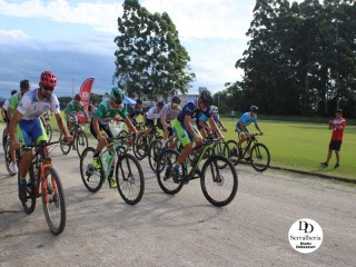 
<a style='margin-left: 5px;' class='btn btn-xs btn-social btn-facebook' href='https://www.facebook.com/sharer/sharer.php?u=https://ko-boladovale.web.getmuller.com.br/imgs/800-800-90/conteudo/fotos/1764/img1491.jpg' rel='popup' data-width='500' data-height='400'><i class='fa fa-facebook'></i>Compartilhar <span class='hidden-xs'>no Facebook</span>
</a> 
<a class='btn btn-default btn-xs' target='_blank' href='imgs/800-800-90/conteudo/fotos/1764/img1491.jpg'>
<span class='glyphicon glyphicon-cloud-download'></span> Salvar
</a> 
<span></span>