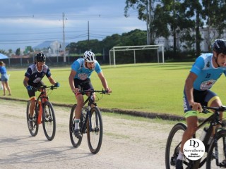 
<a style='margin-left: 5px;' class='btn btn-xs btn-social btn-facebook' href='https://www.facebook.com/sharer/sharer.php?u=https://ko-boladovale.web.getmuller.com.br/imgs/800-800-90/conteudo/fotos/1764/img1496.jpg' rel='popup' data-width='500' data-height='400'><i class='fa fa-facebook'></i>Compartilhar <span class='hidden-xs'>no Facebook</span>
</a> 
<a class='btn btn-default btn-xs' target='_blank' href='imgs/800-800-90/conteudo/fotos/1764/img1496.jpg'>
<span class='glyphicon glyphicon-cloud-download'></span> Salvar
</a> 
<span></span>