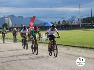 
<a style='margin-left: 5px;' class='btn btn-xs btn-social btn-facebook' href='https://www.facebook.com/sharer/sharer.php?u=https://ko-boladovale.web.getmuller.com.br/imgs/800-800-90/conteudo/fotos/1764/img1497.jpg' rel='popup' data-width='500' data-height='400'><i class='fa fa-facebook'></i>Compartilhar <span class='hidden-xs'>no Facebook</span>
</a> 
<a class='btn btn-default btn-xs' target='_blank' href='imgs/800-800-90/conteudo/fotos/1764/img1497.jpg'>
<span class='glyphicon glyphicon-cloud-download'></span> Salvar
</a> 
<span></span>