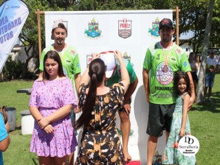 
<a style='margin-left: 5px;' class='btn btn-xs btn-social btn-facebook' href='https://www.facebook.com/sharer/sharer.php?u=https://ko-boladovale.web.getmuller.com.br/imgs/800-800-90/conteudo/fotos/1769/img9999-15.jpg' rel='popup' data-width='500' data-height='400'><i class='fa fa-facebook'></i>Compartilhar <span class='hidden-xs'>no Facebook</span>
</a> 
<a class='btn btn-default btn-xs' target='_blank' href='imgs/800-800-90/conteudo/fotos/1769/img9999-15.jpg'>
<span class='glyphicon glyphicon-cloud-download'></span> Salvar
</a> 
<span></span>