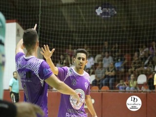 
<a style='margin-left: 5px;' class='btn btn-xs btn-social btn-facebook' href='https://www.facebook.com/sharer/sharer.php?u=https://ko-boladovale.web.getmuller.com.br/imgs/800-800-90/conteudo/fotos/1771/img2011.jpg' rel='popup' data-width='500' data-height='400'><i class='fa fa-facebook'></i>Compartilhar <span class='hidden-xs'>no Facebook</span>
</a> 
<a class='btn btn-default btn-xs' target='_blank' href='imgs/800-800-90/conteudo/fotos/1771/img2011.jpg'>
<span class='glyphicon glyphicon-cloud-download'></span> Salvar
</a> 
<span></span>