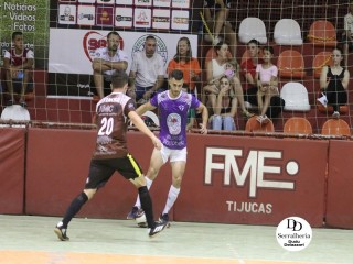 
<a style='margin-left: 5px;' class='btn btn-xs btn-social btn-facebook' href='https://www.facebook.com/sharer/sharer.php?u=https://ko-boladovale.web.getmuller.com.br/imgs/800-800-90/conteudo/fotos/1778/img2616.jpg' rel='popup' data-width='500' data-height='400'><i class='fa fa-facebook'></i>Compartilhar <span class='hidden-xs'>no Facebook</span>
</a> 
<a class='btn btn-default btn-xs' target='_blank' href='imgs/800-800-90/conteudo/fotos/1778/img2616.jpg'>
<span class='glyphicon glyphicon-cloud-download'></span> Salvar
</a> 
<span></span>