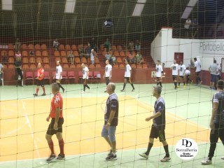 
<a style='margin-left: 5px;' class='btn btn-xs btn-social btn-facebook' href='https://www.facebook.com/sharer/sharer.php?u=https://ko-boladovale.web.getmuller.com.br/imgs/800-800-90/conteudo/fotos/1779/img1881.jpg' rel='popup' data-width='500' data-height='400'><i class='fa fa-facebook'></i>Compartilhar <span class='hidden-xs'>no Facebook</span>
</a> 
<a class='btn btn-default btn-xs' target='_blank' href='imgs/800-800-90/conteudo/fotos/1779/img1881.jpg'>
<span class='glyphicon glyphicon-cloud-download'></span> Salvar
</a> 
<span></span>