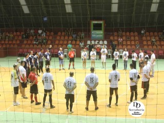 
<a style='margin-left: 5px;' class='btn btn-xs btn-social btn-facebook' href='https://www.facebook.com/sharer/sharer.php?u=https://ko-boladovale.web.getmuller.com.br/imgs/800-800-90/conteudo/fotos/1779/img1893.jpg' rel='popup' data-width='500' data-height='400'><i class='fa fa-facebook'></i>Compartilhar <span class='hidden-xs'>no Facebook</span>
</a> 
<a class='btn btn-default btn-xs' target='_blank' href='imgs/800-800-90/conteudo/fotos/1779/img1893.jpg'>
<span class='glyphicon glyphicon-cloud-download'></span> Salvar
</a> 
<span></span>