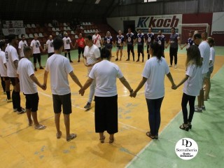 
<a style='margin-left: 5px;' class='btn btn-xs btn-social btn-facebook' href='https://www.facebook.com/sharer/sharer.php?u=https://ko-boladovale.web.getmuller.com.br/imgs/800-800-90/conteudo/fotos/1779/img2733.jpg' rel='popup' data-width='500' data-height='400'><i class='fa fa-facebook'></i>Compartilhar <span class='hidden-xs'>no Facebook</span>
</a> 
<a class='btn btn-default btn-xs' target='_blank' href='imgs/800-800-90/conteudo/fotos/1779/img2733.jpg'>
<span class='glyphicon glyphicon-cloud-download'></span> Salvar
</a> 
<span></span>