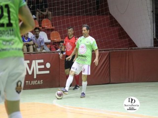 
<a style='margin-left: 5px;' class='btn btn-xs btn-social btn-facebook' href='https://www.facebook.com/sharer/sharer.php?u=https://ko-boladovale.web.getmuller.com.br/imgs/800-800-90/conteudo/fotos/1780/img2867.jpg' rel='popup' data-width='500' data-height='400'><i class='fa fa-facebook'></i>Compartilhar <span class='hidden-xs'>no Facebook</span>
</a> 
<a class='btn btn-default btn-xs' target='_blank' href='imgs/800-800-90/conteudo/fotos/1780/img2867.jpg'>
<span class='glyphicon glyphicon-cloud-download'></span> Salvar
</a> 
<span></span>