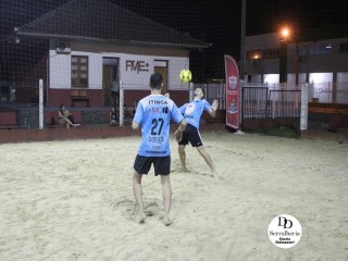 
<a style='margin-left: 5px;' class='btn btn-xs btn-social btn-facebook' href='https://www.facebook.com/sharer/sharer.php?u=https://ko-boladovale.web.getmuller.com.br/imgs/800-800-90/conteudo/fotos/1786/img3153.jpg' rel='popup' data-width='500' data-height='400'><i class='fa fa-facebook'></i>Compartilhar <span class='hidden-xs'>no Facebook</span>
</a> 
<a class='btn btn-default btn-xs' target='_blank' href='imgs/800-800-90/conteudo/fotos/1786/img3153.jpg'>
<span class='glyphicon glyphicon-cloud-download'></span> Salvar
</a> 
<span></span>