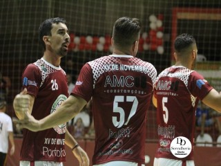 
<a style='margin-left: 5px;' class='btn btn-xs btn-social btn-facebook' href='https://www.facebook.com/sharer/sharer.php?u=https://ko-boladovale.web.getmuller.com.br/imgs/800-800-90/conteudo/fotos/1790/img2458.jpg' rel='popup' data-width='500' data-height='400'><i class='fa fa-facebook'></i>Compartilhar <span class='hidden-xs'>no Facebook</span>
</a> 
<a class='btn btn-default btn-xs' target='_blank' href='imgs/800-800-90/conteudo/fotos/1790/img2458.jpg'>
<span class='glyphicon glyphicon-cloud-download'></span> Salvar
</a> 
<span></span>