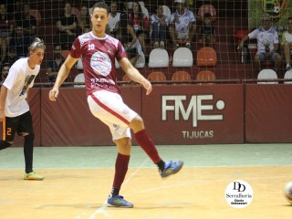 
<a style='margin-left: 5px;' class='btn btn-xs btn-social btn-facebook' href='https://www.facebook.com/sharer/sharer.php?u=https://ko-boladovale.web.getmuller.com.br/imgs/800-800-90/conteudo/fotos/1790/img2475.jpg' rel='popup' data-width='500' data-height='400'><i class='fa fa-facebook'></i>Compartilhar <span class='hidden-xs'>no Facebook</span>
</a> 
<a class='btn btn-default btn-xs' target='_blank' href='imgs/800-800-90/conteudo/fotos/1790/img2475.jpg'>
<span class='glyphicon glyphicon-cloud-download'></span> Salvar
</a> 
<span></span>