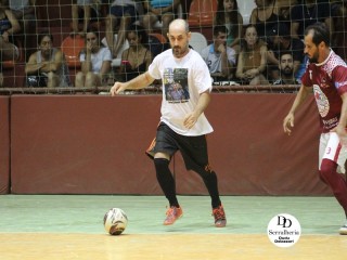 
<a style='margin-left: 5px;' class='btn btn-xs btn-social btn-facebook' href='https://www.facebook.com/sharer/sharer.php?u=https://ko-boladovale.web.getmuller.com.br/imgs/800-800-90/conteudo/fotos/1790/img2494.jpg' rel='popup' data-width='500' data-height='400'><i class='fa fa-facebook'></i>Compartilhar <span class='hidden-xs'>no Facebook</span>
</a> 
<a class='btn btn-default btn-xs' target='_blank' href='imgs/800-800-90/conteudo/fotos/1790/img2494.jpg'>
<span class='glyphicon glyphicon-cloud-download'></span> Salvar
</a> 
<span></span>