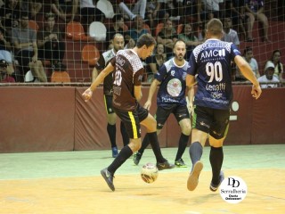 
<a style='margin-left: 5px;' class='btn btn-xs btn-social btn-facebook' href='https://www.facebook.com/sharer/sharer.php?u=https://ko-boladovale.web.getmuller.com.br/imgs/800-800-90/conteudo/fotos/1791/img2601.jpg' rel='popup' data-width='500' data-height='400'><i class='fa fa-facebook'></i>Compartilhar <span class='hidden-xs'>no Facebook</span>
</a> 
<a class='btn btn-default btn-xs' target='_blank' href='imgs/800-800-90/conteudo/fotos/1791/img2601.jpg'>
<span class='glyphicon glyphicon-cloud-download'></span> Salvar
</a> 
<span></span>