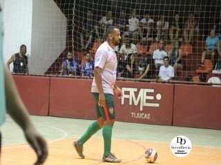 
<a style='margin-left: 5px;' class='btn btn-xs btn-social btn-facebook' href='https://www.facebook.com/sharer/sharer.php?u=https://ko-boladovale.web.getmuller.com.br/imgs/800-800-90/conteudo/fotos/1792/img2669.jpg' rel='popup' data-width='500' data-height='400'><i class='fa fa-facebook'></i>Compartilhar <span class='hidden-xs'>no Facebook</span>
</a> 
<a class='btn btn-default btn-xs' target='_blank' href='imgs/800-800-90/conteudo/fotos/1792/img2669.jpg'>
<span class='glyphicon glyphicon-cloud-download'></span> Salvar
</a> 
<span></span>